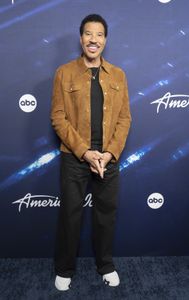 LIONEL RICHIE
