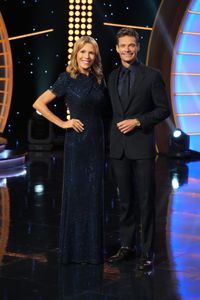 VANNA WHITE, RYAN SEACREST