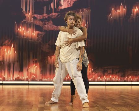 ERIK, SELENA