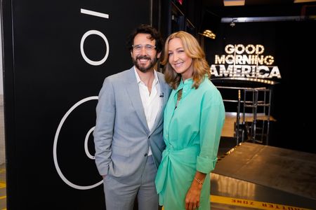 JOSH GROBAN, LARA SPENCER