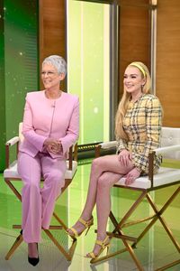 JAMIE LEE CURTIS, LINDSAY LOHAN