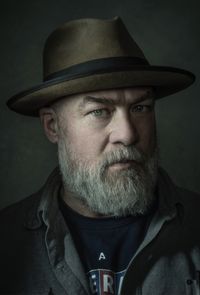 Bio profile offDan Winters