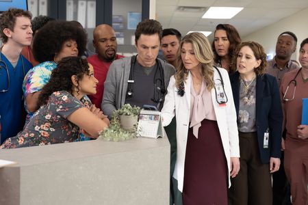 X MAYO, JUDY REYES, MICHAEL JAMES SCOTT, ZACH BRAFF, SARAH CHALKE, VANESSA BAYER