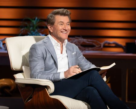 ROBERT HERJAVEC