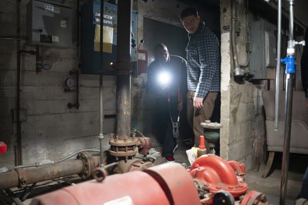 AISHA HINDS, OLIVER STARK