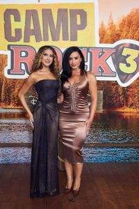 LIAMANI SEGURA, DEMI LOVATO