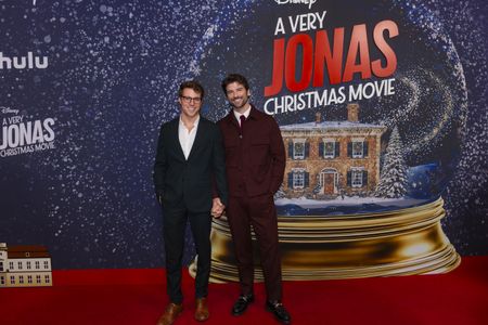 JEFF O’DONNELL, TAYLOR PHILLIPS