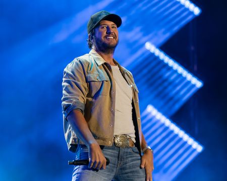 LUKE BRYAN