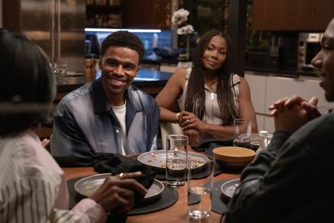 KYLE BARY, EMAYATZY CORINEALDI