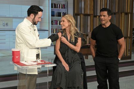 WALGREEN’S PHARMACIST, KELLY RIPA, MARK CONSUELOS