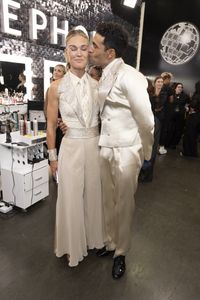 JULIA STILES, EZRA SOSA