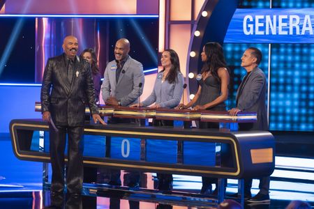 STEVE HARVEY, DONNELL TURNER, RENA SOFER, TANISHA HARPER, MAURICE BENARD