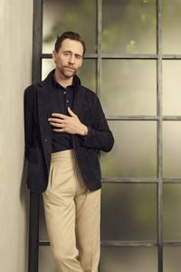 TOM HIDDLESTON