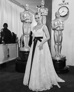 ELLE FANNING