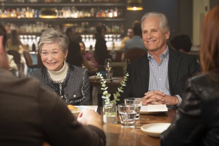 DEE WALLACE, GREGORY HARRISON