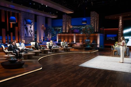 JEFFREY HOUSENBOLD, JIMMY DONALDSON, BARBARA CORCORAN, KEVIN O'LEARY, LORI GREINER, DANIEL LUBETZKY, ANNE MARIE CARROLL