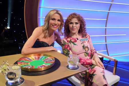 VANNA WHITE, BERNADETTE PETERS