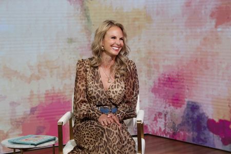 ELISABETH HASSELBECK