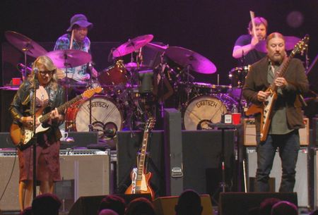 TEDESCHI TRUCKS BAND