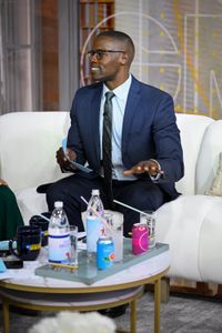 DR. DARIEN SUTTON
