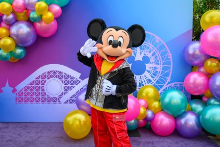 MICKEY MOUSE