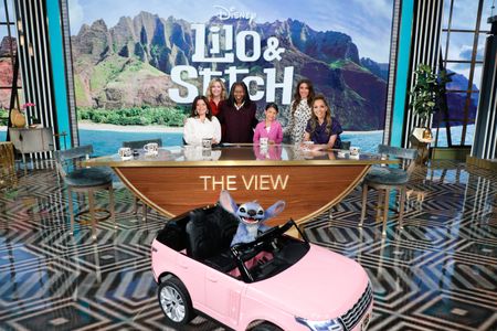 ANA NAVARRO, SARA HAINES, WHOOPI GOLDBERG, MAIA KEALOHA, ALYSSA FARAH GRIFFIN, SUNNY HOSTIN. FRONT ROW: STITCH