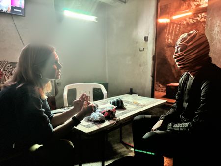 Mariana van Zeller interviews Tiguer in Santiago. (Credit: National Geographic)