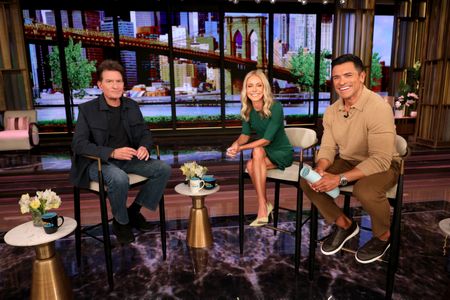 CHARLIE SHEEN, KELLY RIPA, MARK CONSUELOS