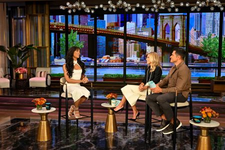 MICHAELA JAE RODRIGUEZ, KELLY RIPA, MARK CONSUELOS