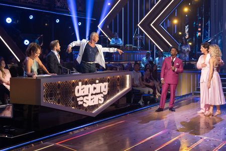 CARRIE ANN INABA, DEREK HOUGH, BRUNO TONIOLI, ALFONSO RIBEIRO, CONNOR WOOD, RYLEE ARNOLD