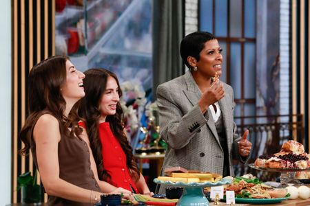CARLY SHAPIRO, MADISON SHAPIRO, TAMRON HALL
