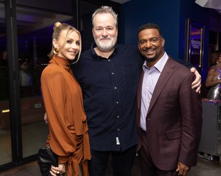 JULIANNE HOUGH, CONRAD GREEN (EXECUTIVE PRODUCER), ALFONSO RIBEIRO