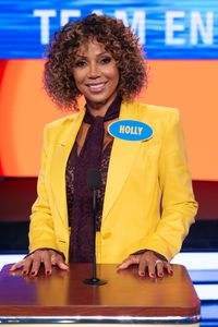 HOLLY ROBINSON-PEETE