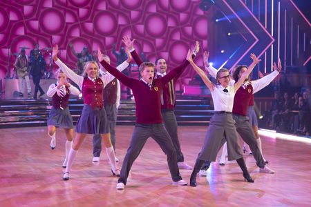 ELAINE HENDRIX, ROBERT IRWIN, ALAN BERSTEN, JULIANNE HOUGH