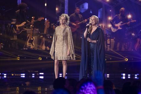HANNAH HARPER, KELLIE PICKLER