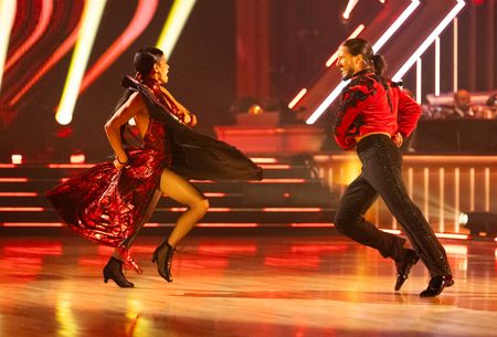 JENNA DEWAN, VALENTIN CHMERKOVSKIY