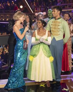 JULIANNE HOUGH, JORDAN CHILES, EZRA SOSA