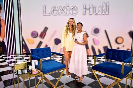 LEXI HULL, TAMRON HALL