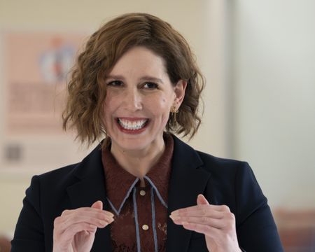 VANESSA BAYER