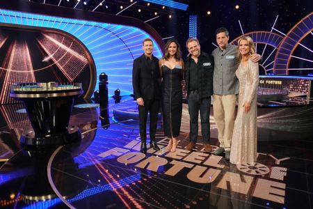 RYAN SEACREST, VANESSA LACHEY, ADAM CONOVER, SIMON REX, VANNA WHITE