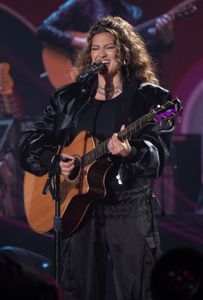TORI KELLY