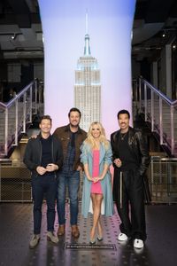 RYAN SEACREST, LUKE BRYAN, CARRIE UNDERWOOD, LIONEL RICHIE