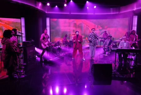 GORILLAZ FEATURING SPARKS