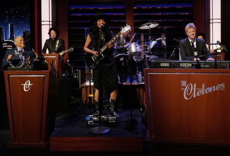 JUDITH HILL AND THE CLETONES