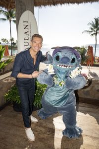 RYAN SEACREST, STITCH