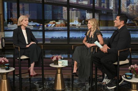 ALLISON JANNEY, KELLY RIPA, MARK CONSUELOS