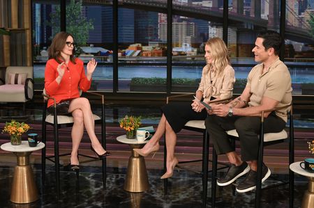TINA FEY, KELLY RIPA, MARK CONSUELOS