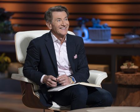 ROBERT HERJAVEC