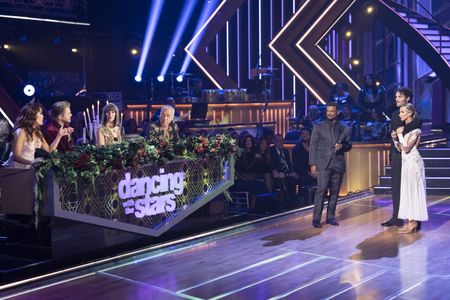 CARRIE ANN INABA, DEREK HOUGH, CHERYL BURKE, BRUNO TONIOLI, ALFONSO RIBEIRO, DYLAN EFRON, DANIELLA KARAGACH