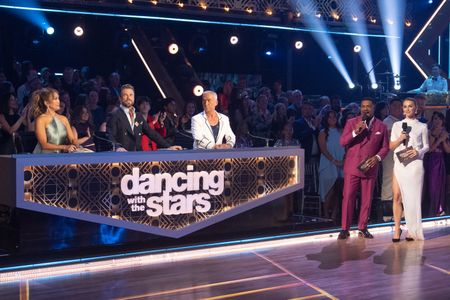 CARRIE ANN INABA, DEREK HOUGH, BRUNO TONIOLI, ALFONSO RIBEIRO, JULIANNE HOUGH